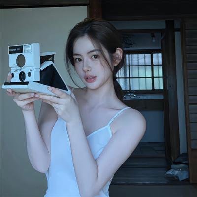 绷不住了啦